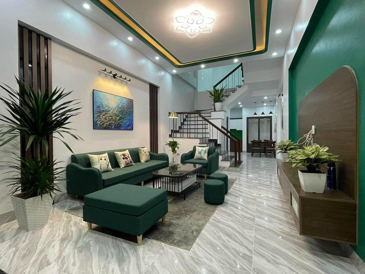 CỰC VIP!!! PHỐ TRƯƠNG CÔNG GIAI, CẦU GIẤY. DT 50M X 5 TẦNG X MT 5.5M X GIÁ 5.75 TỶ