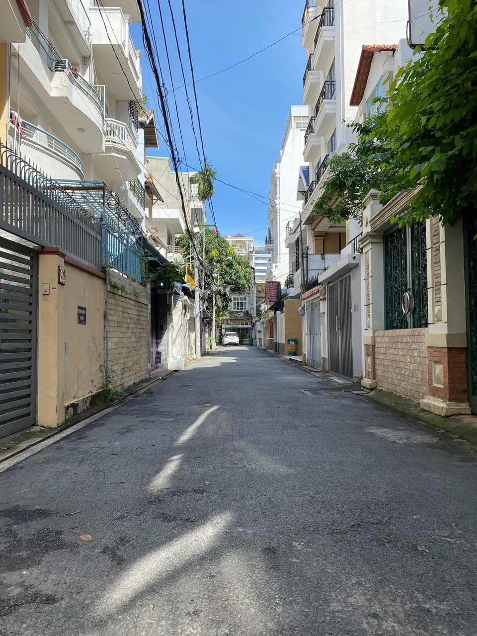 Không Thể Bó Qua - Nhỉnh 12 Tỷ - Có Ngay Nhà Khu VIP Sát Cổng Sân Bay