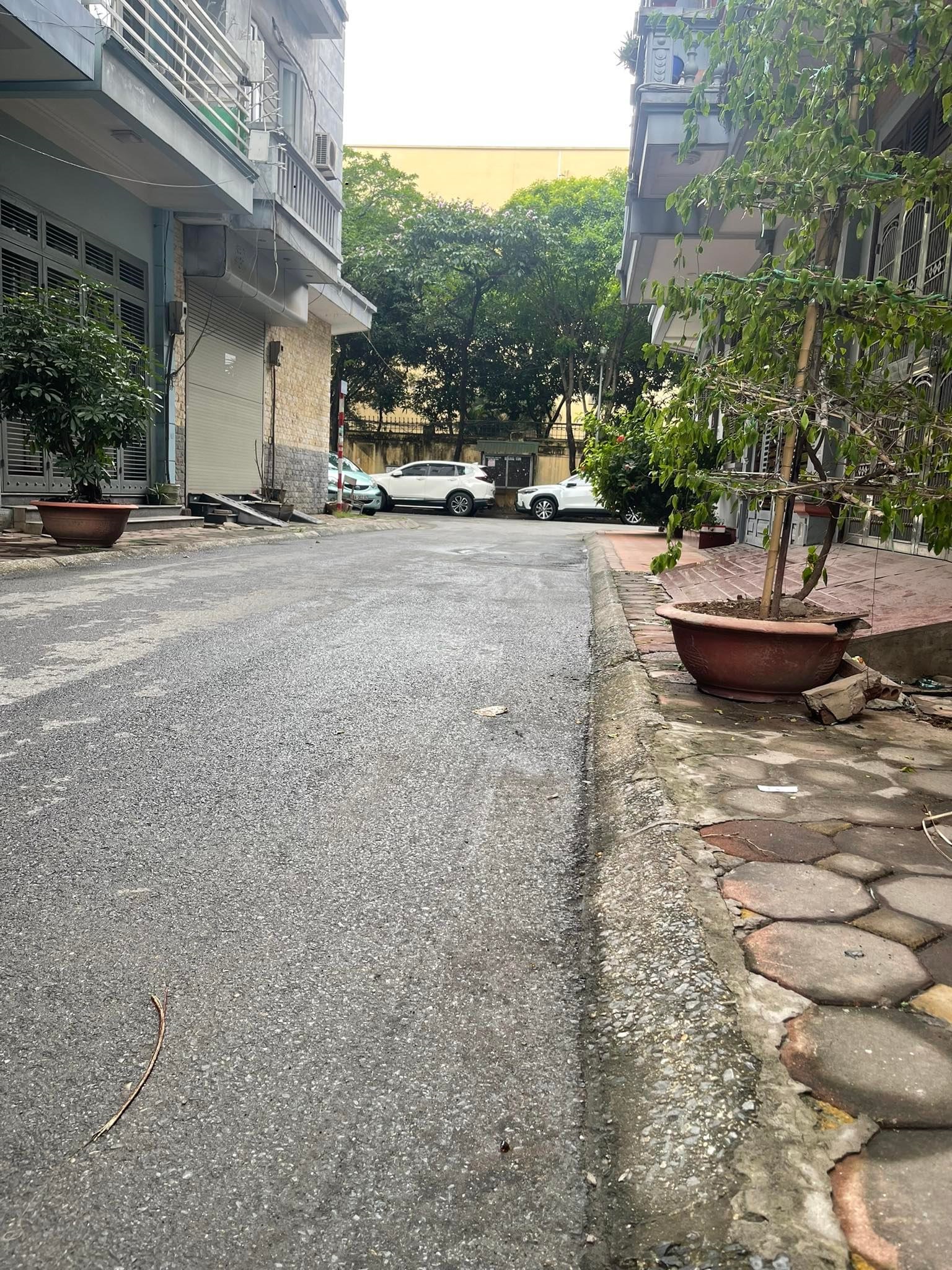 CẦN BÁN NHÀ PHỐ PHẠM TUẤN TÀI 50M2 X 5T, MT 4.9M Ô TÔ TRÁNH – KD 14.5 TỶ