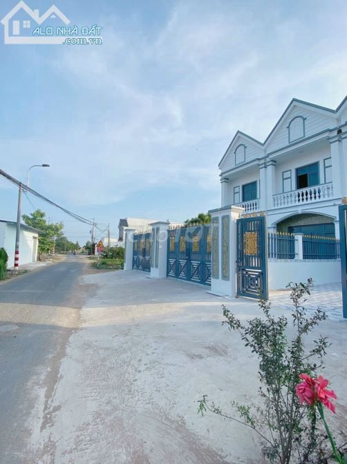 Thông báo!NHÀ MỚI XÂY dọn vào ngay Đinh Đức Thiện,sổ hồng riêng