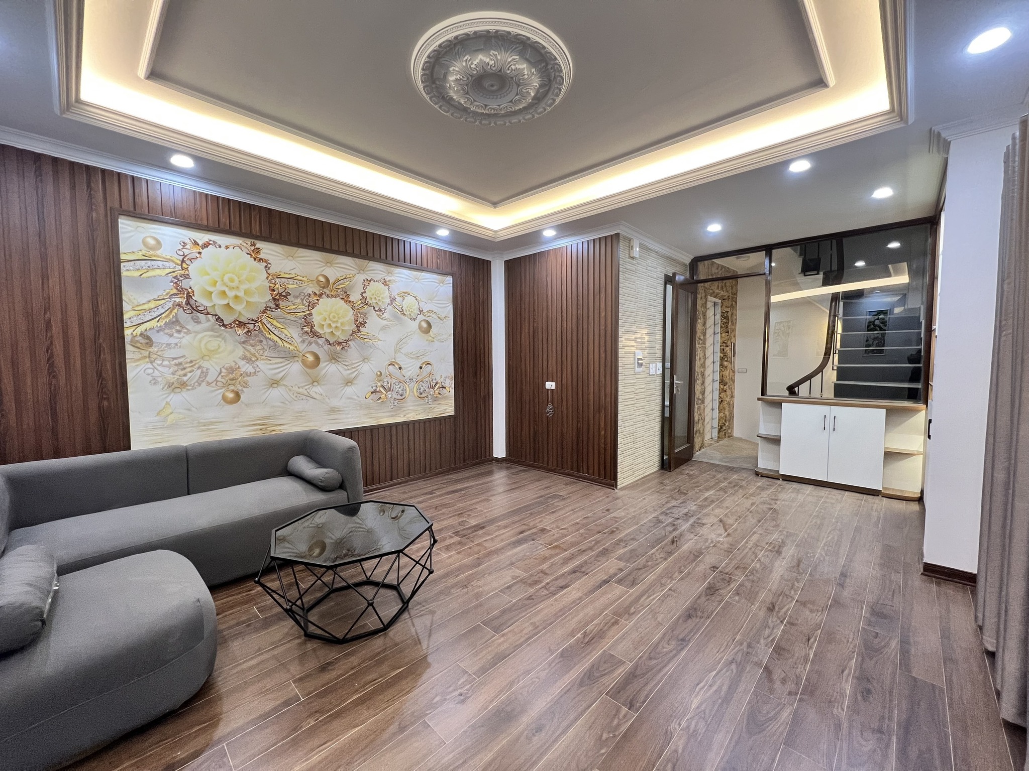 CỰC HIẾM NHÀ NGÕ 236 KHƯƠNG ĐÌNH, THANH XUÂN 6,5 TỶ, 32M2, 6 TẦNG, CÁCH PHỐ 40M