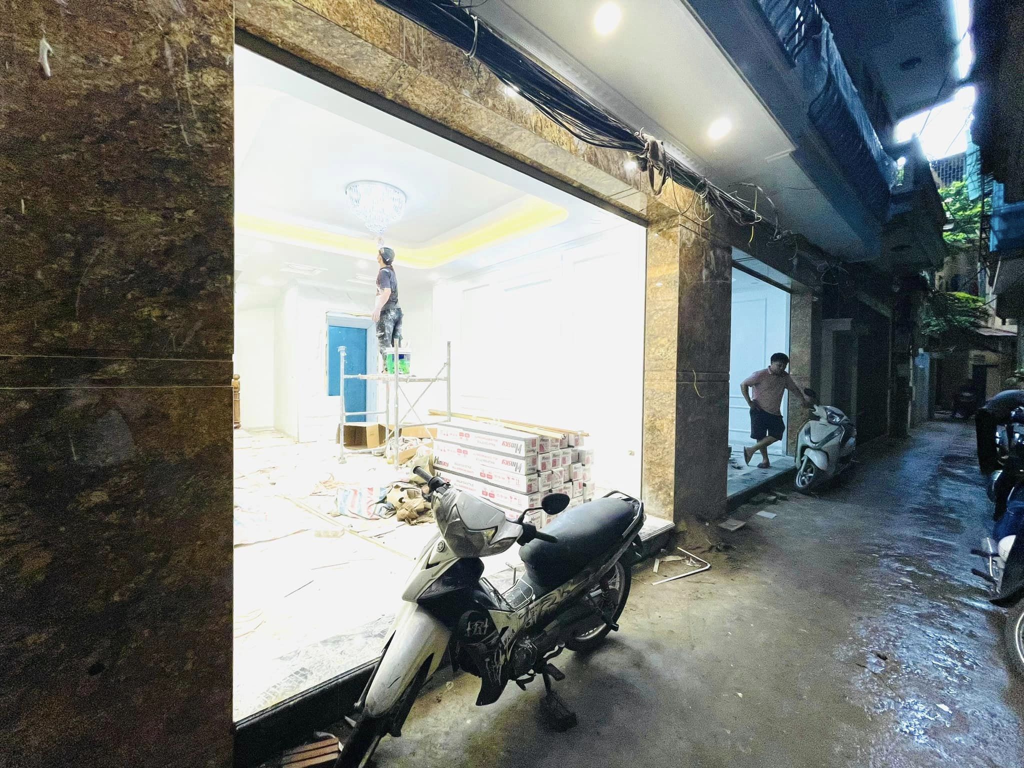 Nhà MỚI, PHÂN LÔ, ngõ 162 KHƯƠNG ĐÌNH, THANH XUÂN, 37m2, 6 TẦNG, 6 tỷ 4