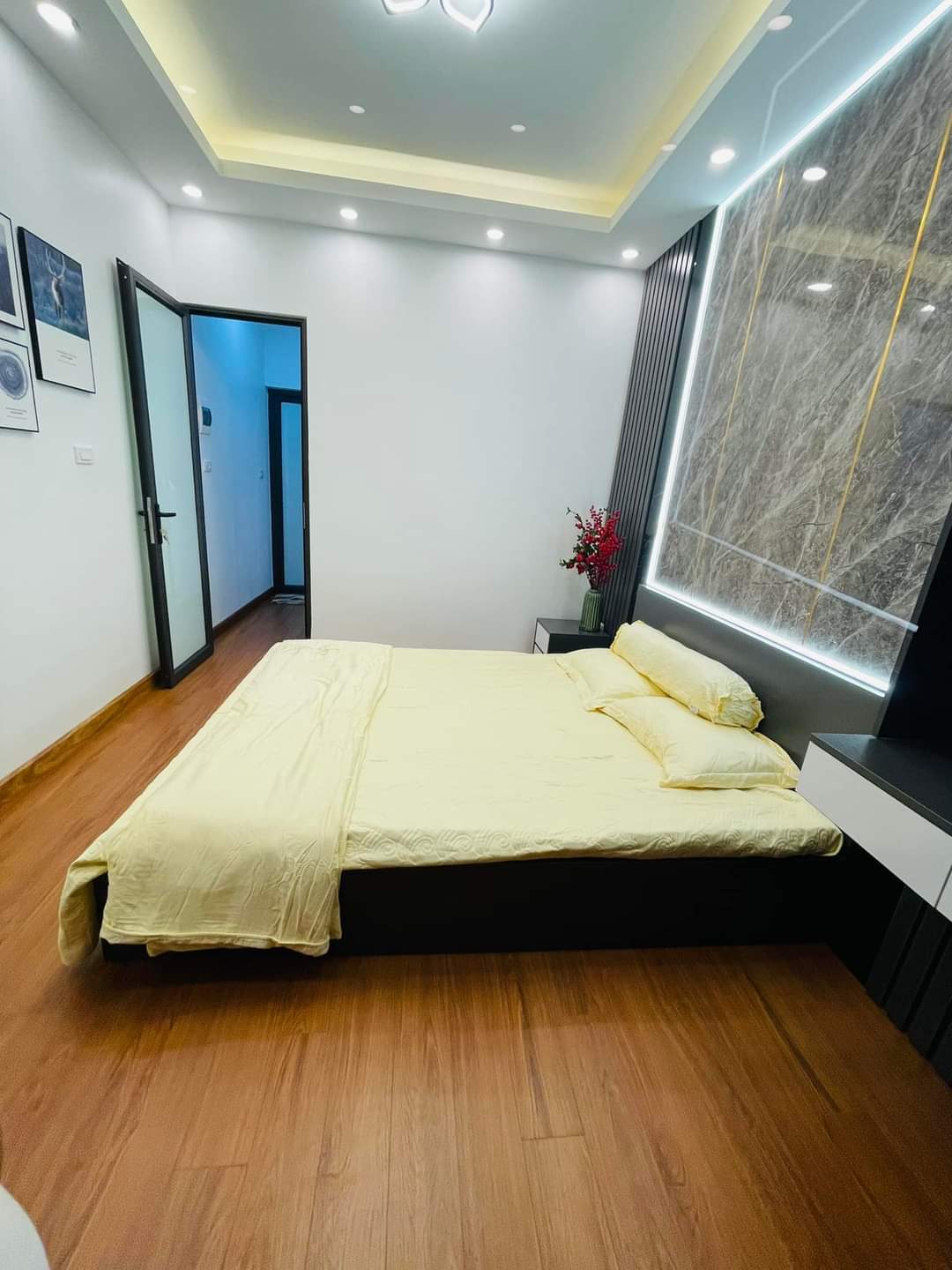 Bán nhà Dương Văn Bé: 32m x5T, nhà đẹp, 25m ra phố --3,5 tỷ