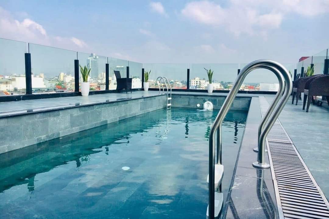 Bán Gấp nhà Mặt Phố MINH KHAI, DT 105m2, MT 5 m, giá chào 23 tỷ 9