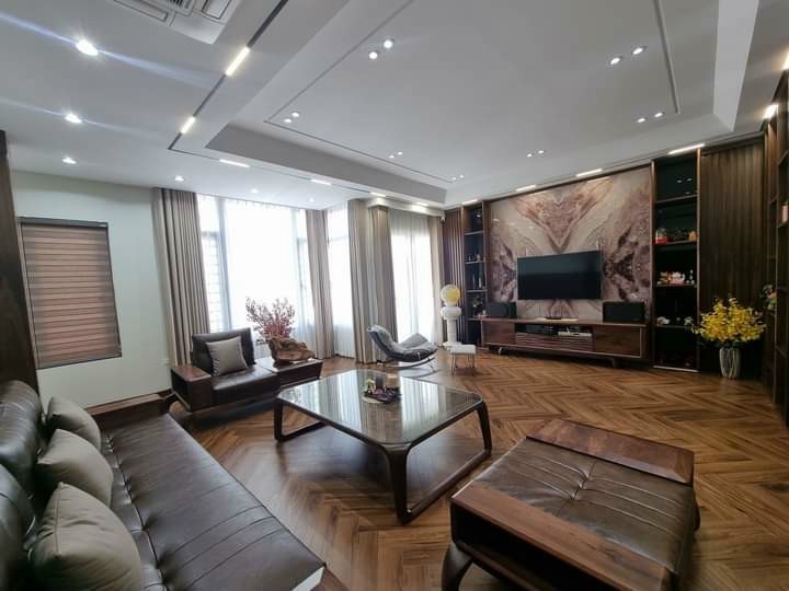 Bán nhà HIẾM Phố Tạ Quang Bửu, HBT, Ô TÔ, 45m, 5T, MT 4 m, 5 tỷ 9, Lh: 0984417892.