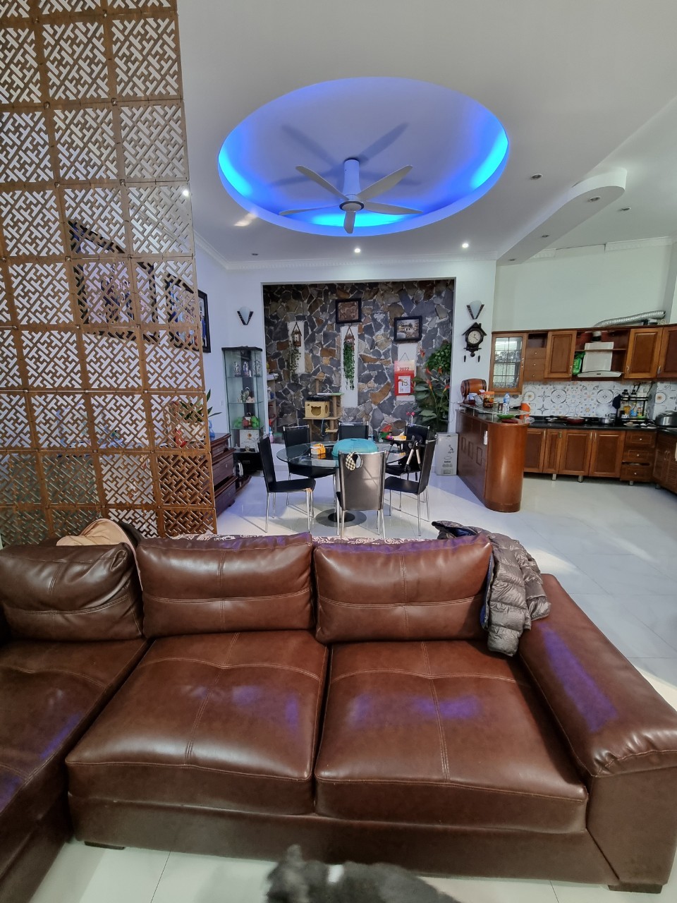 Chính chủ nhờ bán Đường Trương Định, Hoàng Mai , Ô TÔ, 42m, MT 6m, 3 tỷ9