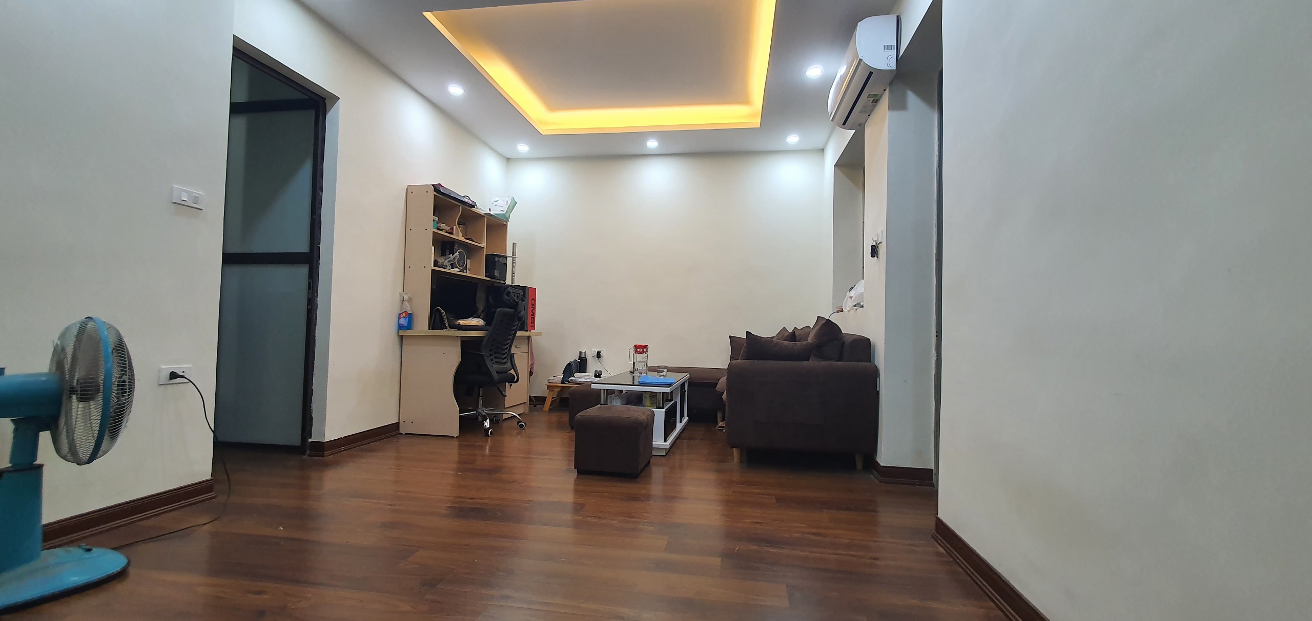 Bán nhà tập thể Học Viện Ngân Hàng- Đống Đa 50m, 2 phòng ngủ, 1 vệ sinh, nhà đẹp, giá chỉ nhỉnh 2 tỷ