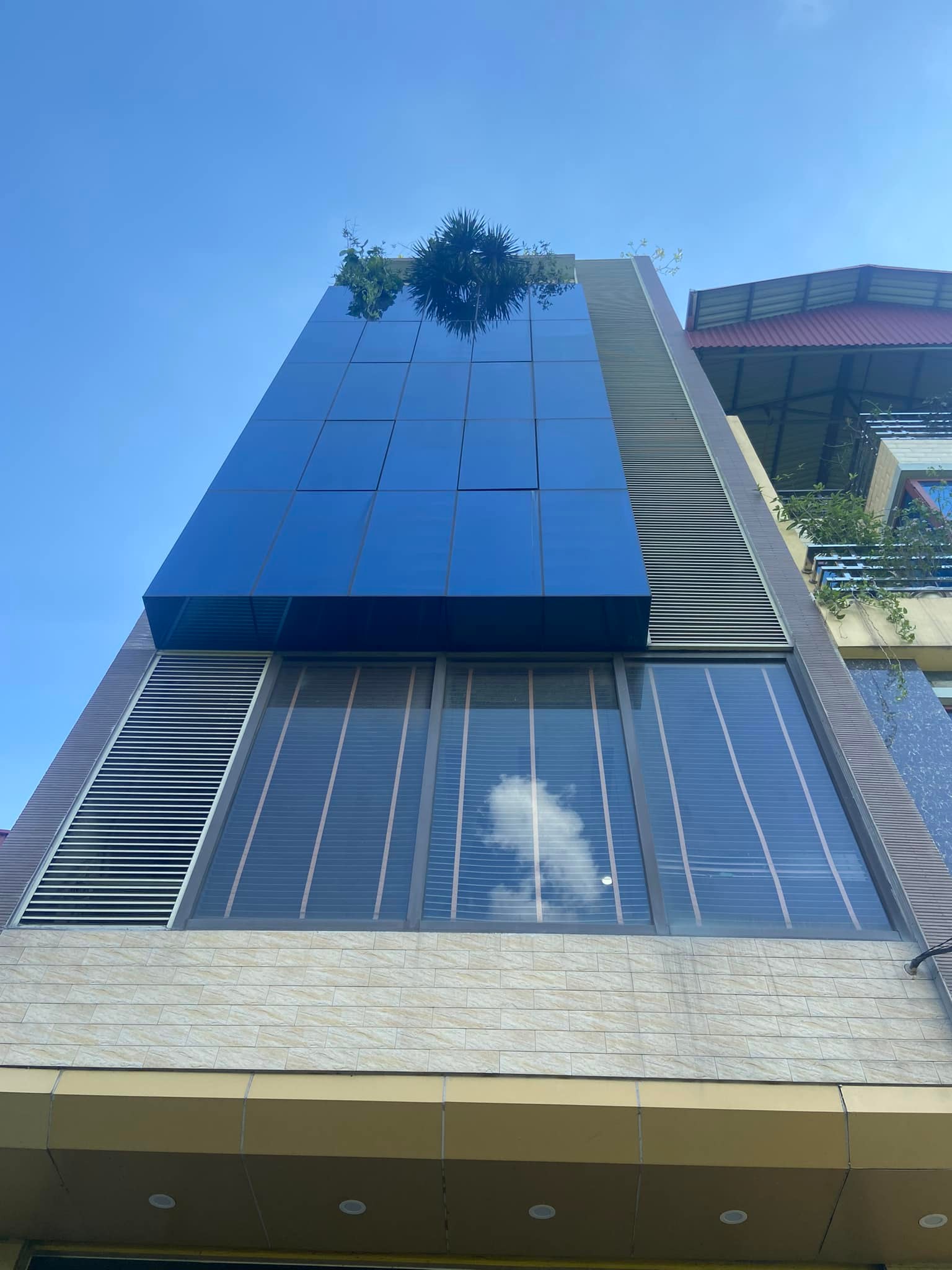 Bán nhà mặt phố Liễu Giai - Ba Đình, 100m, 5 tầng, mt 5m. Giá: 48 tỷ