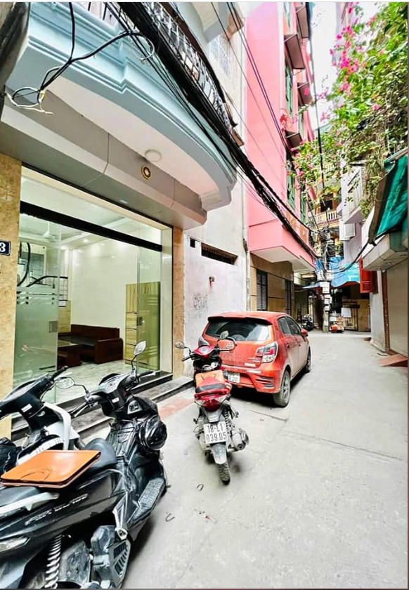 BÁN NHÀ CẦU GIẤY MẶT NGÕ KINH DOANH - Ô TÔ ĐỖ CỬA 53M2 X 4 TẦNG