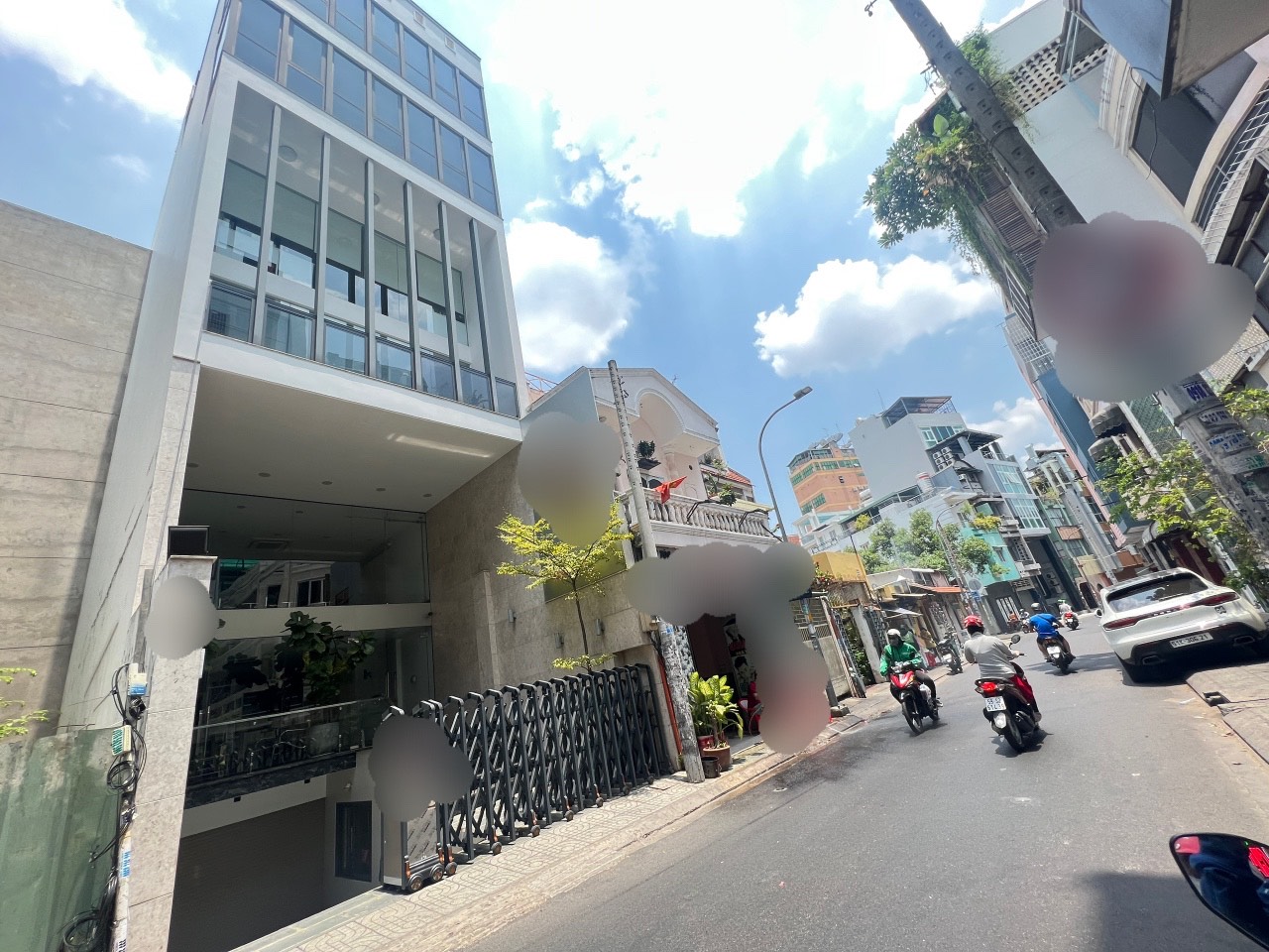 Cho thuê toà nhà MT Nguyễn Phi Khanh. Ngang lớn 7,2m. Khu tập trung nhiều VP. Giá: 11.000$