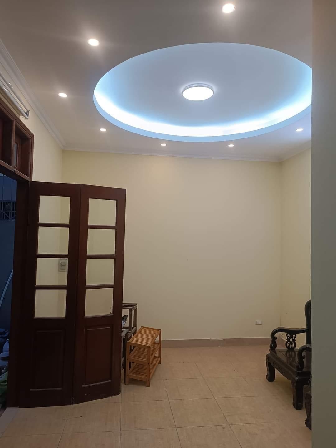 BÁN NHÀ ĐÊ TRẦN KHÁT CHÂN QUẬN HAI BÀ TRƯNG - 74M MT 4M - NHỈNH 4 TỶ NGÕ THÔNG NHÀ DÂN XÂY RỘNG RÃI ĐỦ CÔNG NĂNG