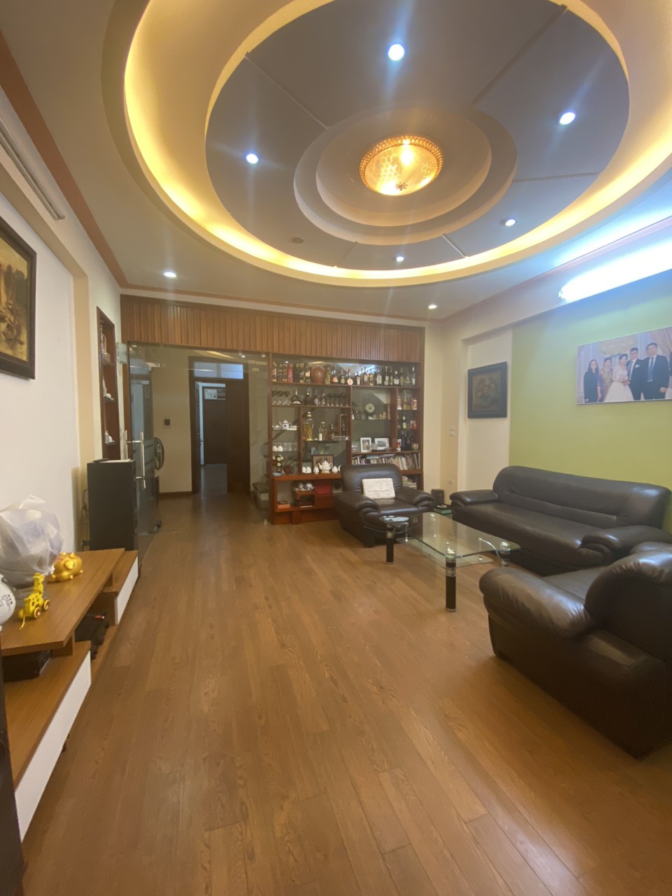 Nhà cần bán tại ngã Tư Xuân Phương, gần otto kinh doanh tuyệt vời.