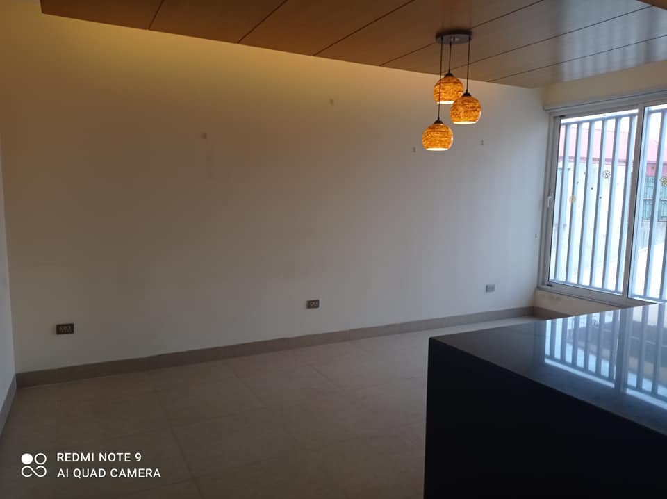 Bán 98m2 phố Tứ Liên, Tây Hồ Ô tô 24 chỗ tránh Vỉa hè Kinh doanh Đa đạng 9.4 Tỷ