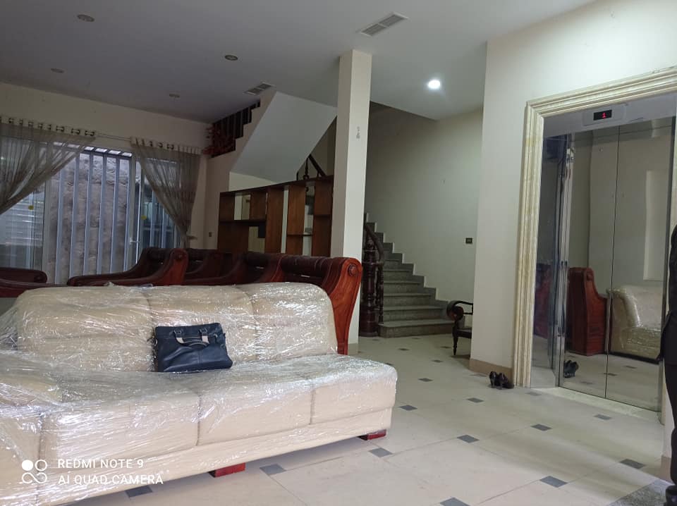 Bán 98m2 phố Âu Cơ, Tây Hồ Ô tô 24 chỗ tránh Vỉa hè Kinh doanh Đắc địa 9.5 Tỷ