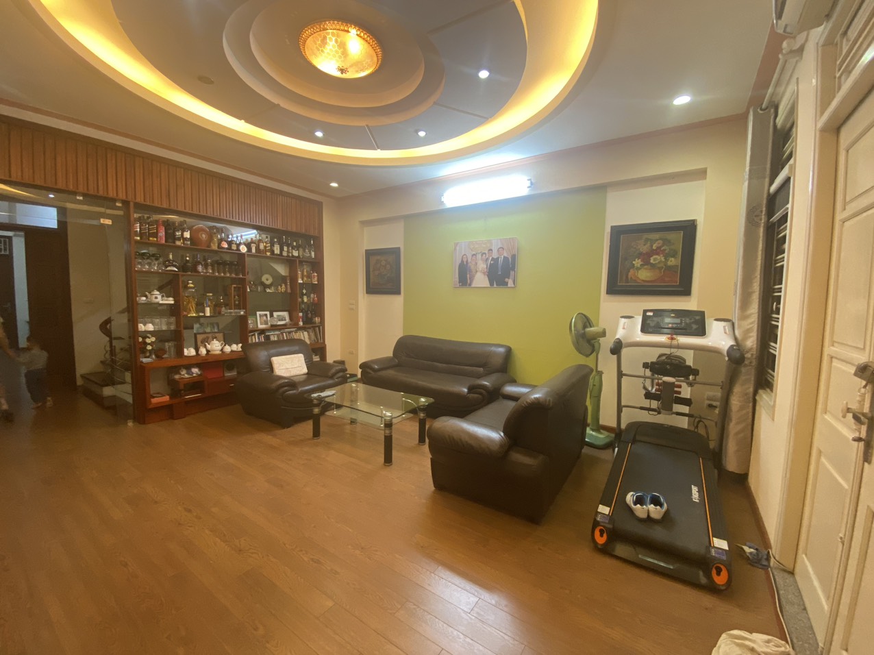 Bán nhà Hồ Tùng Mậu ngõ to rộng, tiện kinh doanh, rất gần oto.