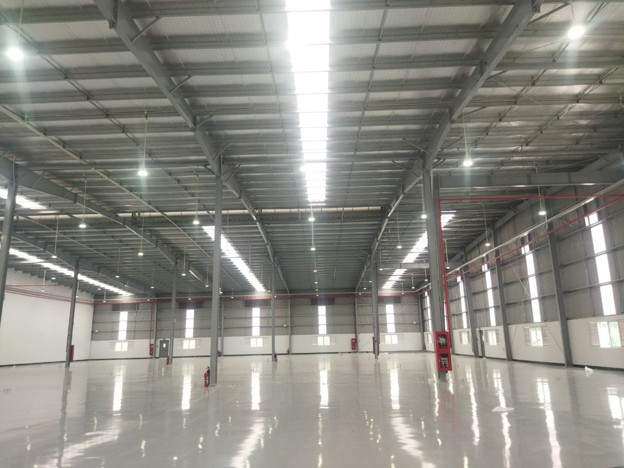 Cho thuê kho, nhà xưởng diện tích linh hoạt trong Khu công nghiệp Long Hậu, huyện Cần Giuộc, tỉnh Long An