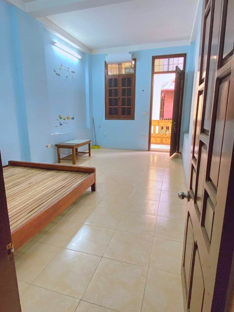 QUÁ RẺ, NHỈNH 4 TỶ BÁN NHÀ ĐẸP DÂN XÂY, THOÁNH TRƯỚC SAU, TRƯỚC NHÀ SÂN RỘNG, QUAN HOA, DT 38M2, 4 TẦNG, MT 3.6M