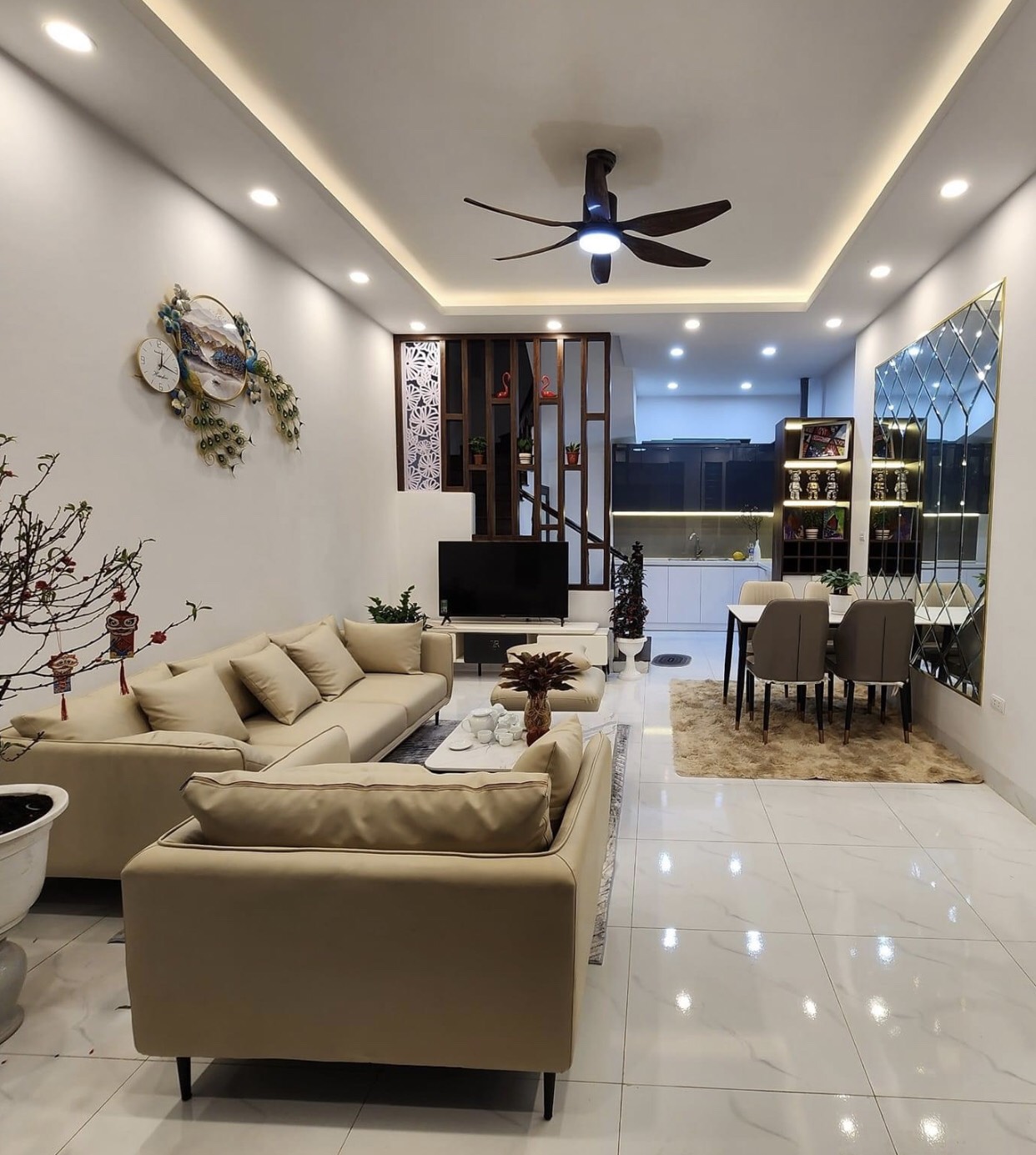 BÁN GẤP NHÀ PHỐ VŨ TRỌNG PHỤNG, THANH XUÂN, 43M2, 4T, FULL NỘI THẤT, GẦN Ô TÔ, NHỈNH 5 TỶ