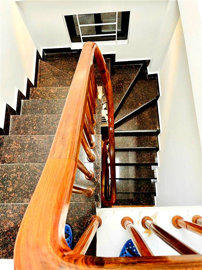 BÁN NHÀ KĐT ĐỊNH CÔNG - HOÀNG MAI - LÔ GÓC - 2 MẶT NGÕ - 10M RA Ô TÔ TRÁNH - NHÀ MỚI TINH