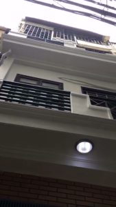 CHÍNH CHỦ GIA ĐÌNH CẦN BÁN CĂN NHÀ 3 TẦNG TẠI HẺM 389/17/21 ,TỔ 21- DỊCH VỌNG- CẦU GIẤY- HÀ NỘI.