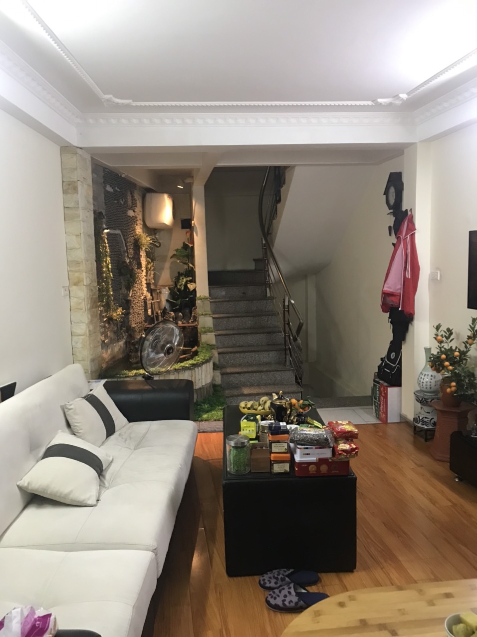 Chính chủ cần Bán nhà riêng 35m2 ngõ Trần Khát Chân,Sổ đỏ, miễn trung gian