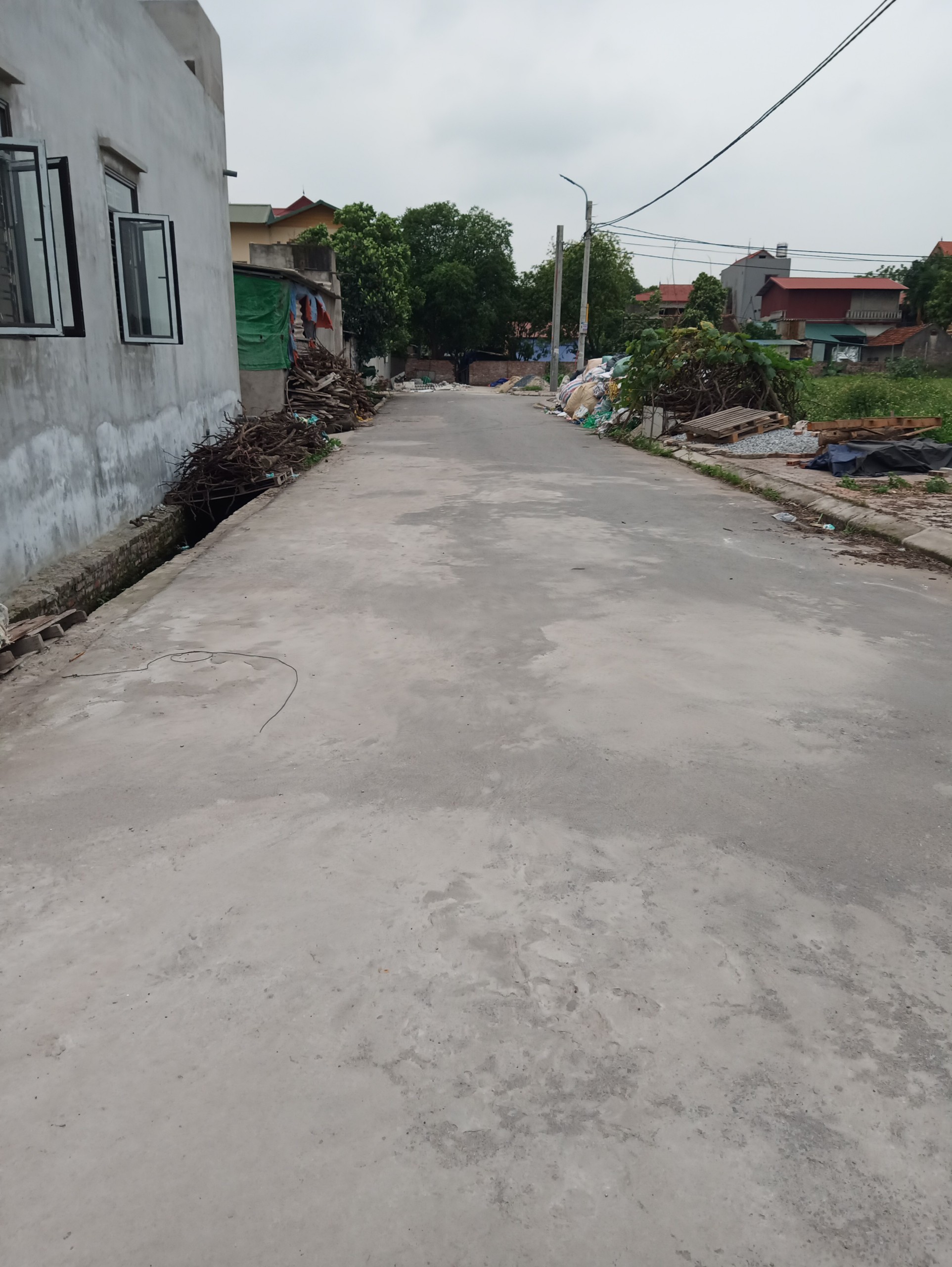 Bán đất Lạc Đạo, 84m , cực đẹp, đường rộng, ô tô vào thoải mái