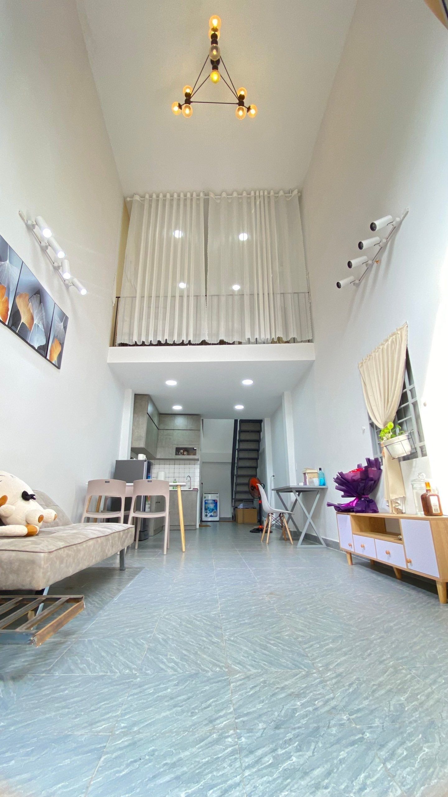 Bàn nhà đẹp hẻm xe hơi Nguyễn Văn Đậu, P11, DT 3.5x12m, Trệt lửng, Chỉ 4.7 tỷ TL