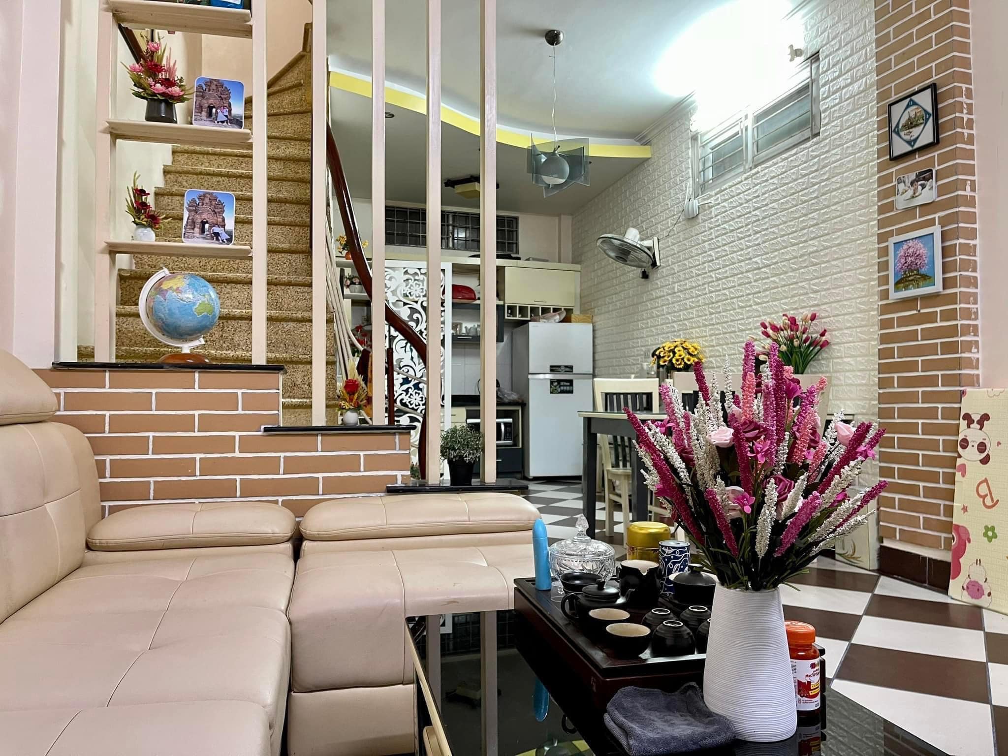 BÁN NHÀ KHƯƠNG ĐÌNH - GẦN NGÃ TƯ SỞ - DT 38MX4T - NHÀ ĐẸP NỘI THẤT XỊN 4 tỷ