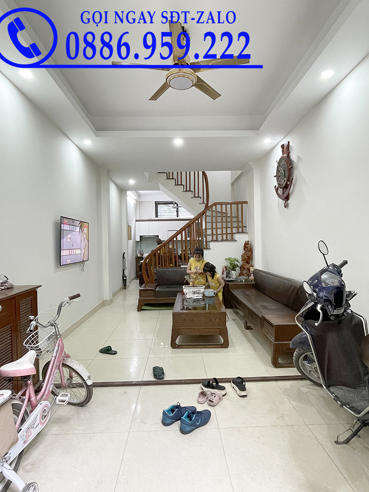 Bán nhà dân xây Xuân Phương DT 40m x4 tầng 5PN ngay đường Trịnh Văn Bô