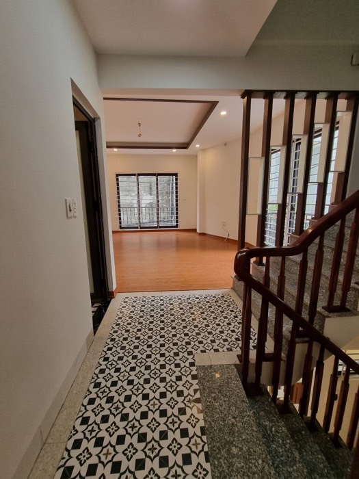 Kinh Doanh – Oto vào nhà - Hàng xóm Vinhomes.