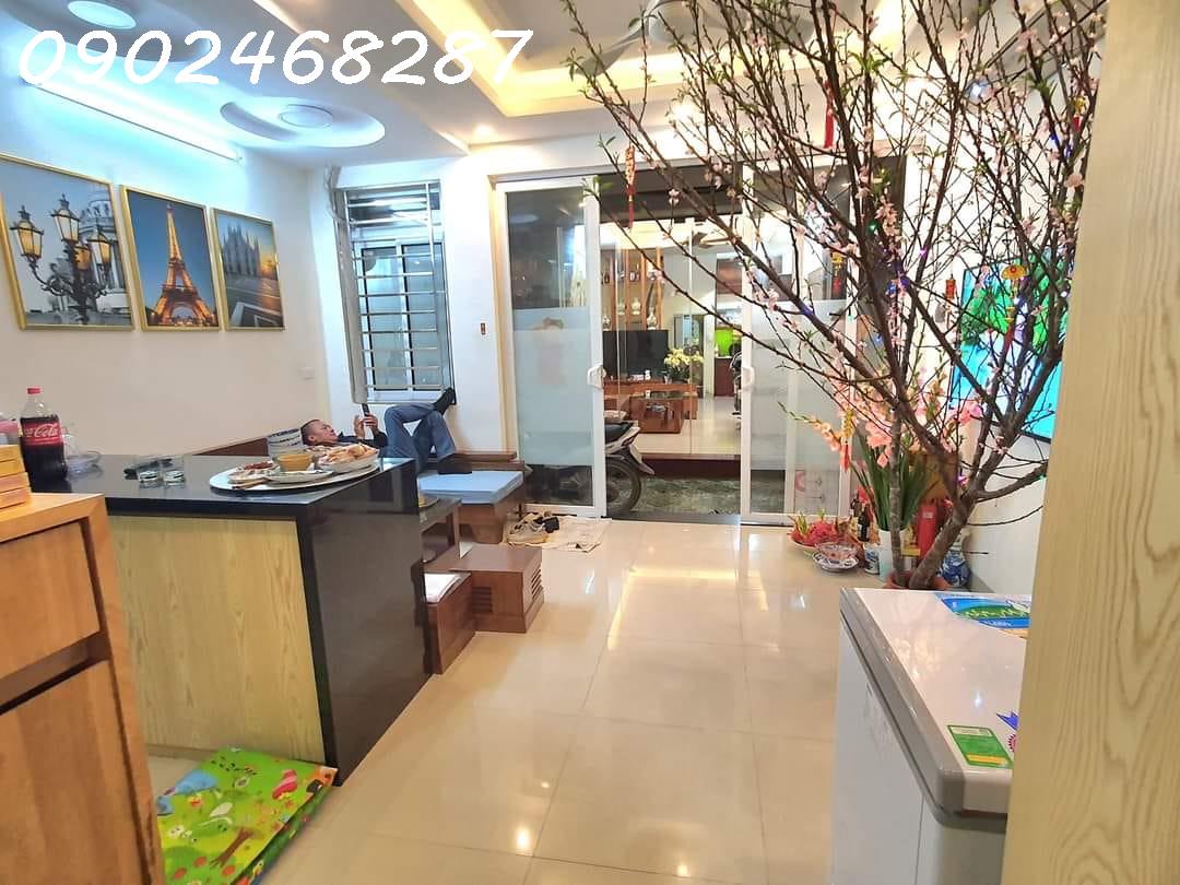 Bán nhà cực đẹp phố Vũ Tông Phan,Khương Đình,Thanh Xuân 34m2, 5 tầng ô tô đỗ cổng giá chỉ 4,23 tỷ