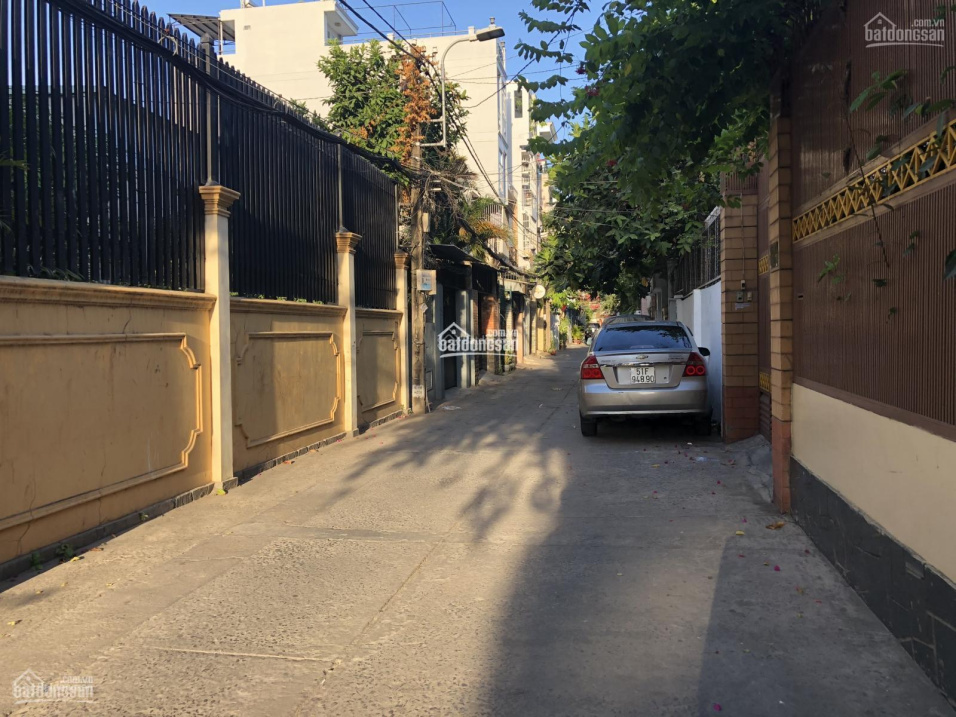 Chính chủ bán nhà cấp 4 đường Bùi Đình Tuý, DT 280,9 m2, giá 48 tỷ,