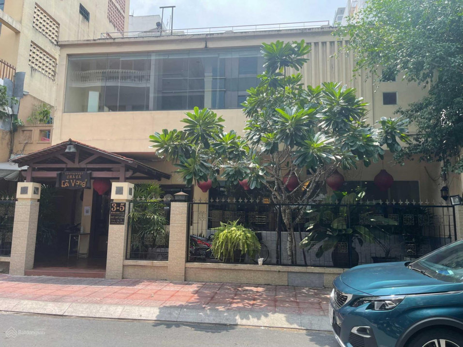 Gia Đình cần bán nhà mặt tiền Hồ Xuân Hương, P.6, Q. 3 (15x25m), 200 triệu/th, GPXD: Hầm 7L, 128 tỷ