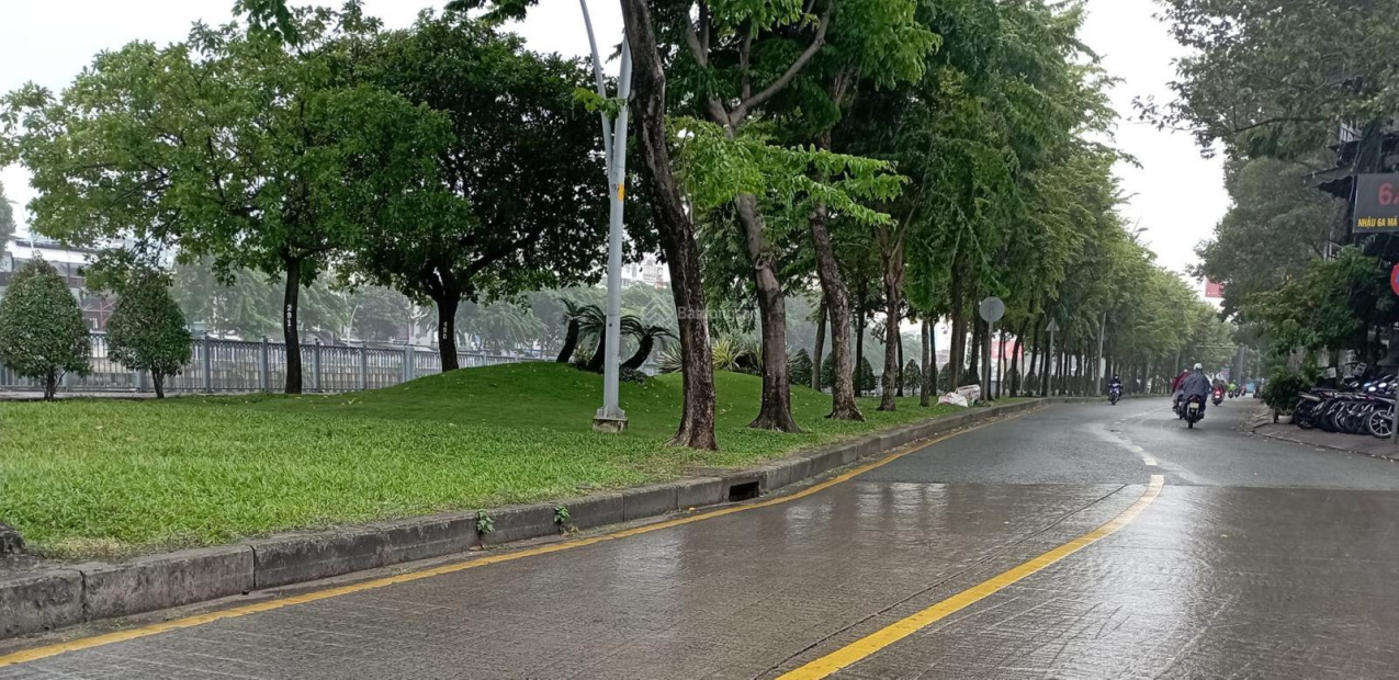 Nhà 3 tầng mặt tiền kinh doanh, Hoàng Sa, Quận 1. 68m2, 20 tỷ (ở ngay + KD, buôn bán, DV đa ngành)