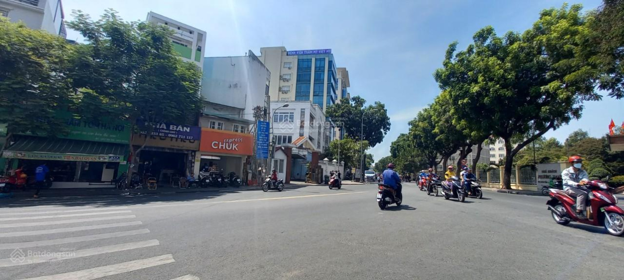 tòa nhà CHDV góc 3 mặt tiền Cống Quỳnh - Nguyễn Trãi 10x16m, hầm + 6 tầng, 45 căn hộ giá 40 tỷ