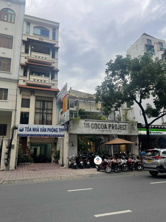 MT Cô Bắc Quận 1. DT: 4x18m, nhà trệt 3 lầu sân thượng giá 25 tỷ TL