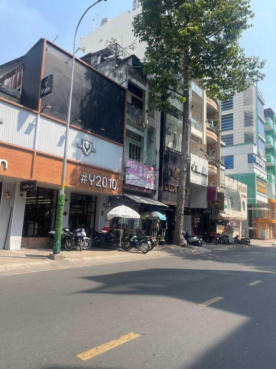 80m2