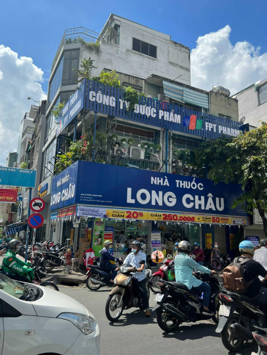 Siêu phẩm ngang khủng chỉ 26 tỷ! MT ngay Phan Đăng Lưu (7.7x16.5m), GP: H + 7 L, HĐ: 70 triệu/th