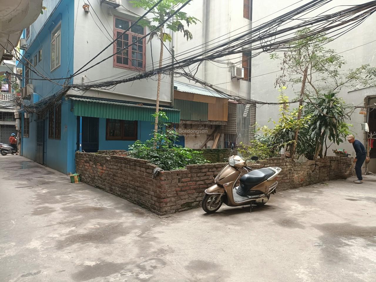 45m2