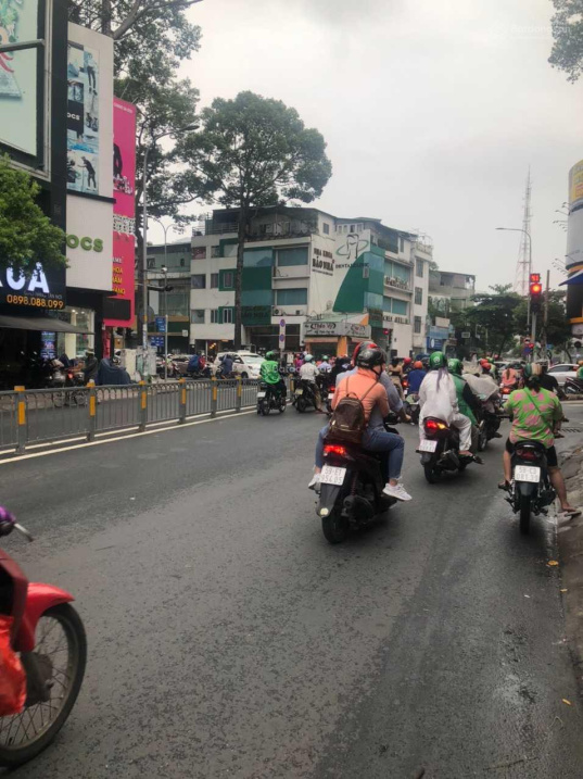 Bán nhà mặt tiền Cao Thắng, Quận 3, diện tích 4 x 19m, giá chỉ 33,3 tỷ