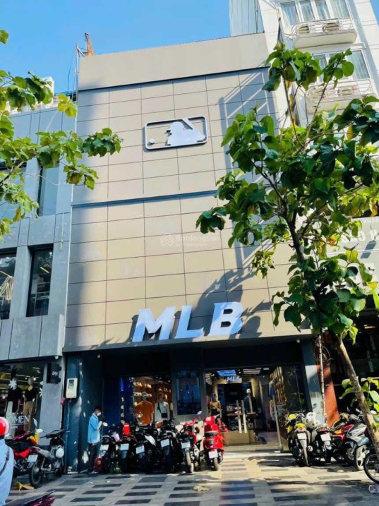 Mặt tiền Lý Tự Trọng Q1 - 9.20x25m - 7tầng - Giá 195 tỷ