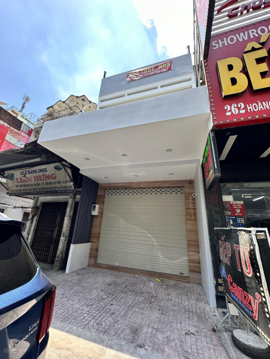 Mặt tiền đường Hoàng Văn Thụ, P4, Tân Bình 4 x 18 trệt 2 lầu giá 16.5 tỷ tl