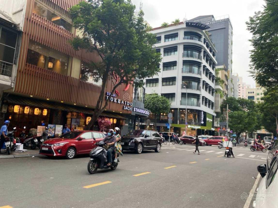 Mặt tiền Cao Thắng, Quận 3. DT: 6 x 18m (86m2). 4 tầng. HĐ thuê: 1 tỷ/năm. Giá: 44 tỷ