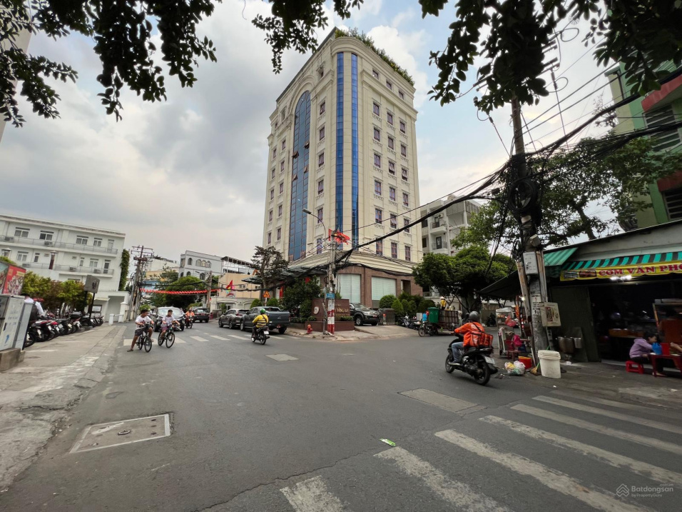 Bán nhà MT Điện Biên Phủ, P1, Q3, 5,3x17m, 5 lầu, HDT 55 tr/th, lề phải, 35 tỷ TL