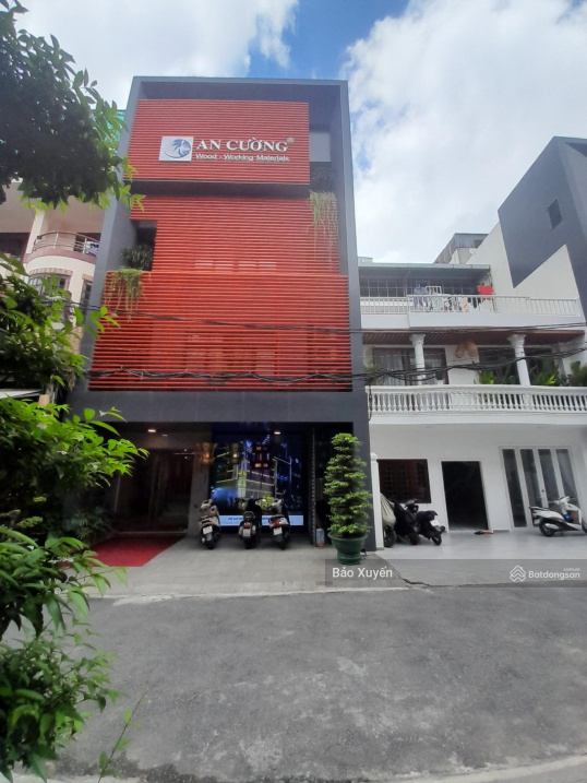 Tốt nhất KV hẻm 2 XH tránh nhau Sư Vạn Hạnh, P.12, Quận 10. 8 x 22 công nhận 146m giá chỉ 22 tỷ .