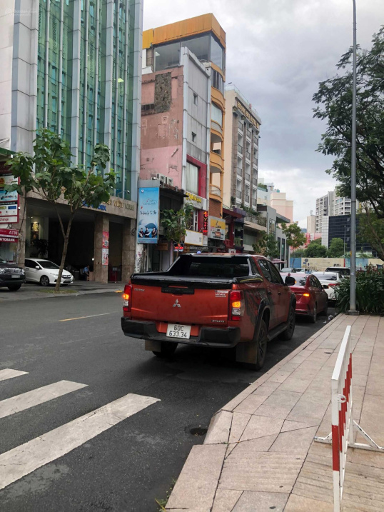 Bán nhà đường Huyền Quang, Quận 1, Dt: 7 x 25m, Dtcn: 162,9mm2, KC: Cấp 4, gía bán 36 tỷ