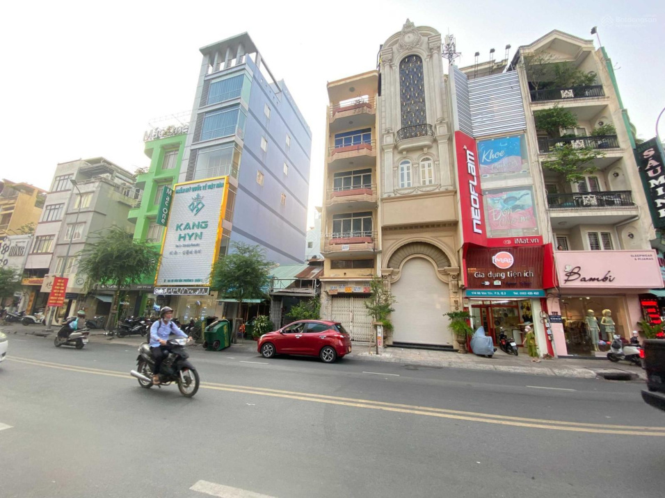 Bán nhà mặt tiền đường Võ Thị Sáu P8 Q3. DT 4x23m nhà 4 lầu thuê 90tr giá 25 tỷ TL.