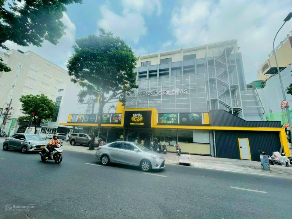 Bán nhà mặt tiền Cao Thắng trung tâm Quận 3 DT: 26 x 40m, XD: 2 hầm + 14 tầng - giá bán: 340 tỷ TL