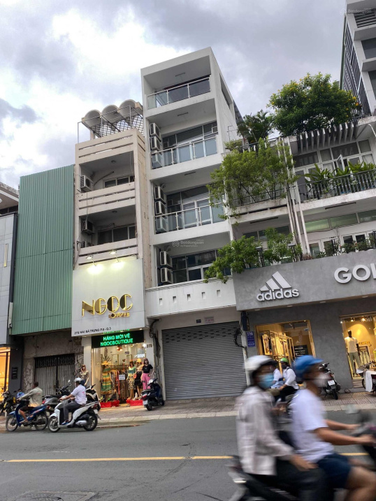 Bán nhà cực đẹp đường Nguyễn Đình Chiểu Q1, DT: 4.2x21m, 5 tầng có gara ôtô, sân vườn, giá 20 tỷ