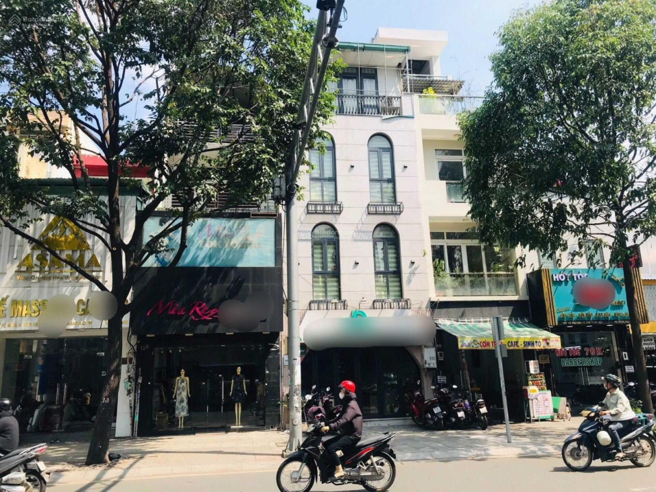 Tòa nhà mặt tiền Nguyễn Văn Thủ (8mx18m) 3 tầng + lửng + sân thượng, HĐT: 90tr/tháng. Giá chỉ 47tỷ